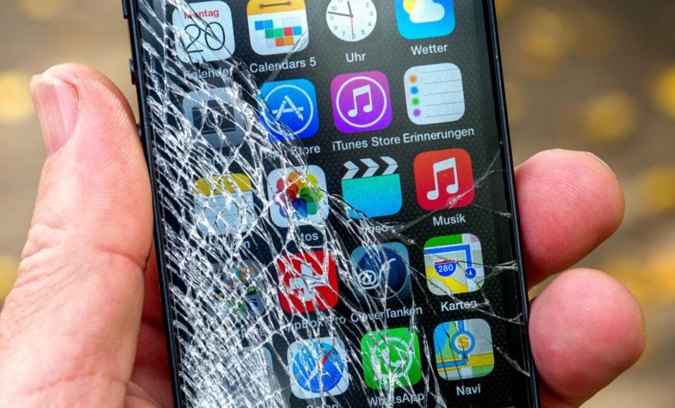 ¿Cómo evitar que la pantalla del iPhone se agriete?